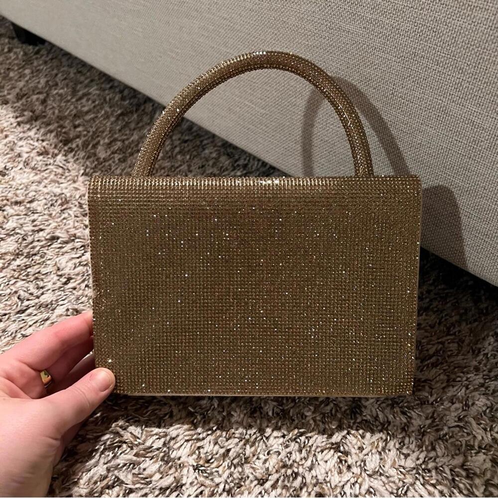 Elegant Gold Women's Handbag - Picture 2 of 3